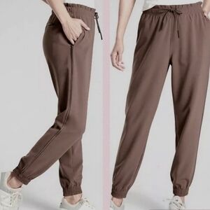 Athleta Women's Metropolis Jogger Sz 8 Brown Drawstring Pants